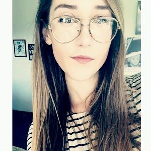 Meet your Posher, Macall